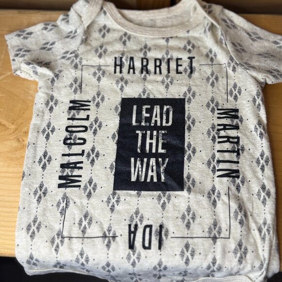 Well Worn "Lead the Way" Baby Bodysuit 12M | Harriet, Malcolm, MLK, Ida - Picture 1 of 4